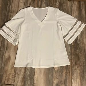 White M wide sleeved top